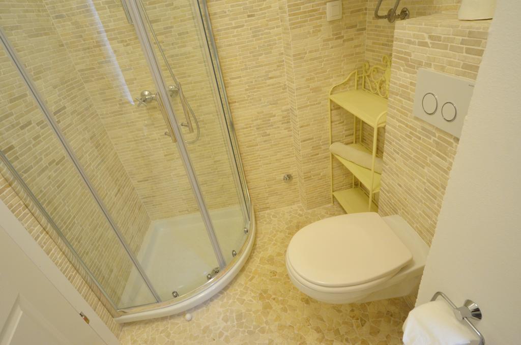 Studios Villa Rossella 4 โรวีน ห้อง รูปภาพ