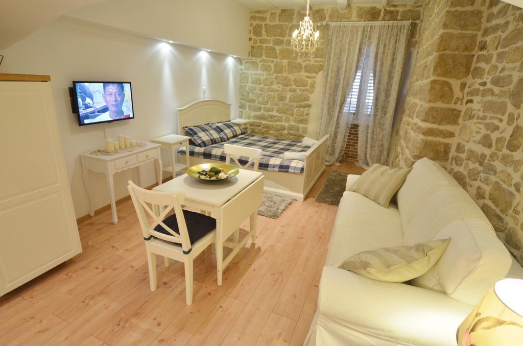 Studios Villa Rossella 4 โรวีน ห้อง รูปภาพ